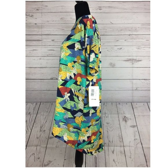 Women's Top Casual LULAROE Irma Disney Collection Mickey Minnie- Size: XS  (2-6) - Picture 3 of 9